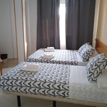 Hotel El Alamo Madrid Eksteriør billede