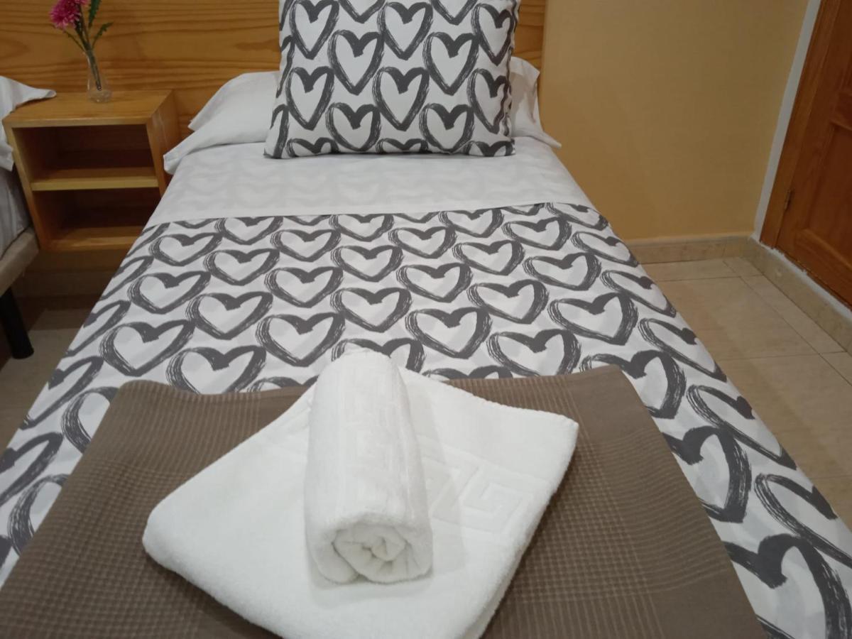 Hotel El Alamo Madrid Eksteriør billede