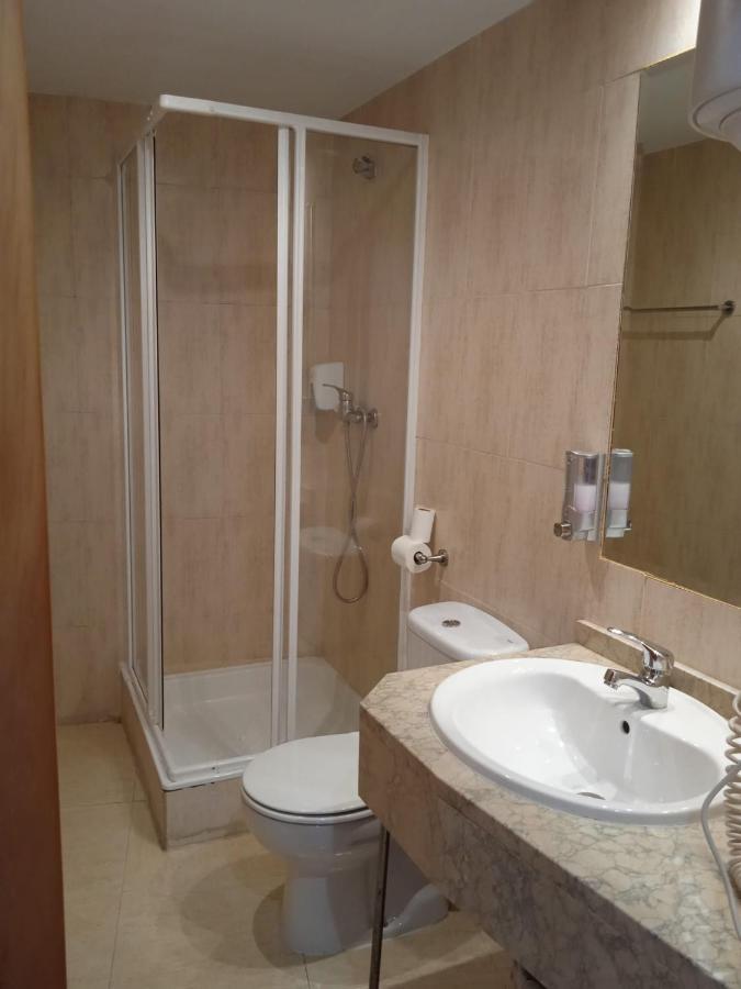 Hotel El Alamo Madrid Eksteriør billede