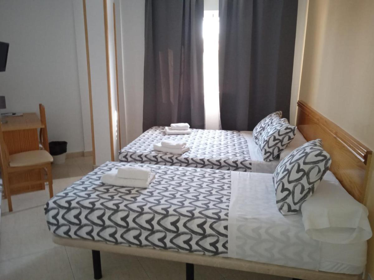 Hotel El Alamo Madrid Eksteriør billede