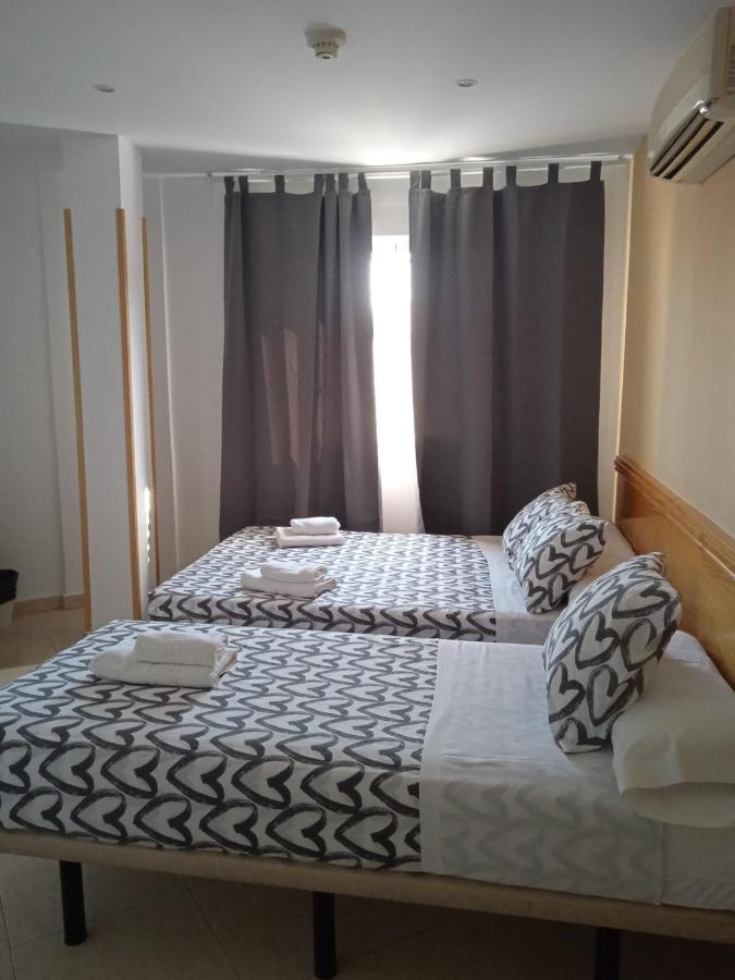 Hotel El Alamo Madrid Eksteriør billede